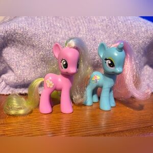My Little Pony 2010 Dewdrop Dazzle + Flower Wishes